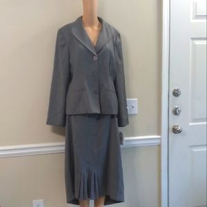 2/$100 sag Harbor women's suit (size 16)